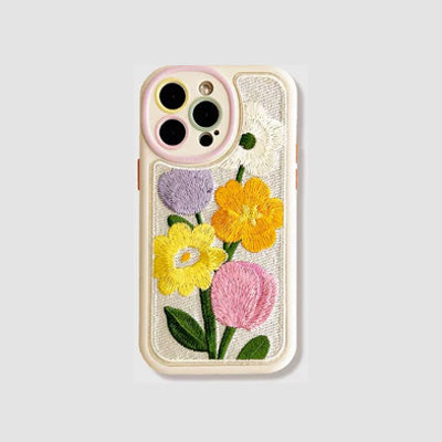 Funda de teléfono con flores bordadas