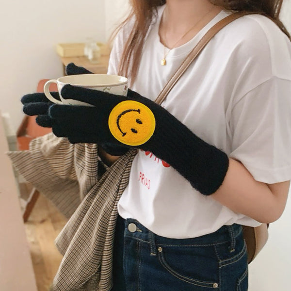 Smiling Round Face Gloves